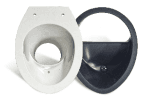 Das Foto zeigt zwei unterschiedliche Trenneinsätze der Toilette. Zum einen das TTC MINERAL von oben wie auch den Kunststoffeinsatz des TTC HOLZ.